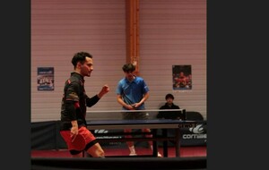 Les Carolos s'échappent en tête !